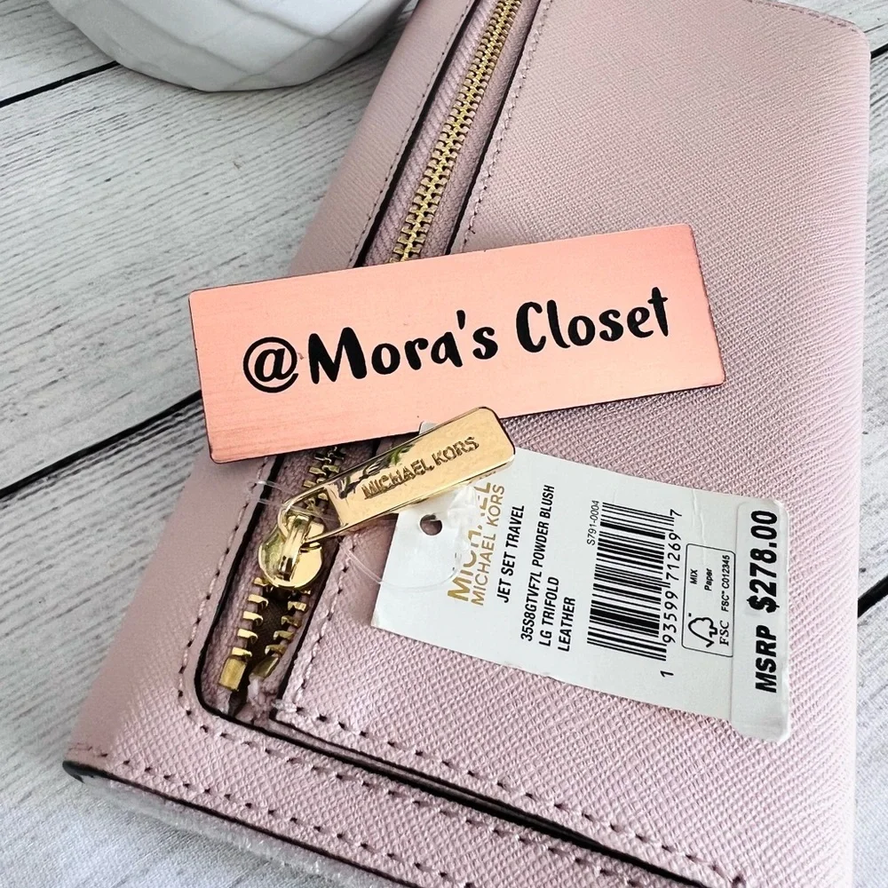 🦋Michael Kors Trifold Wallet